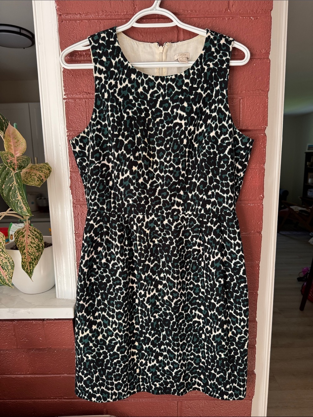 J. Crew Sleeveless Green and Black Leopard Print Tailored Sheath Dress Size 6